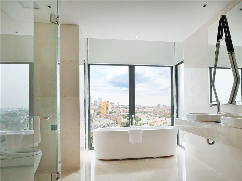 Goodrich Suites, Jakarta Buitenkant foto