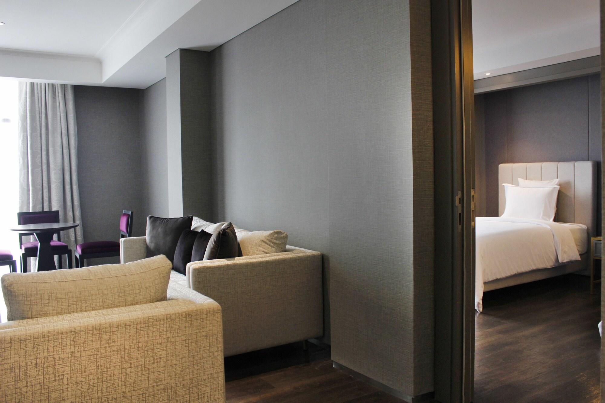 Goodrich Suites, Jakarta Buitenkant foto