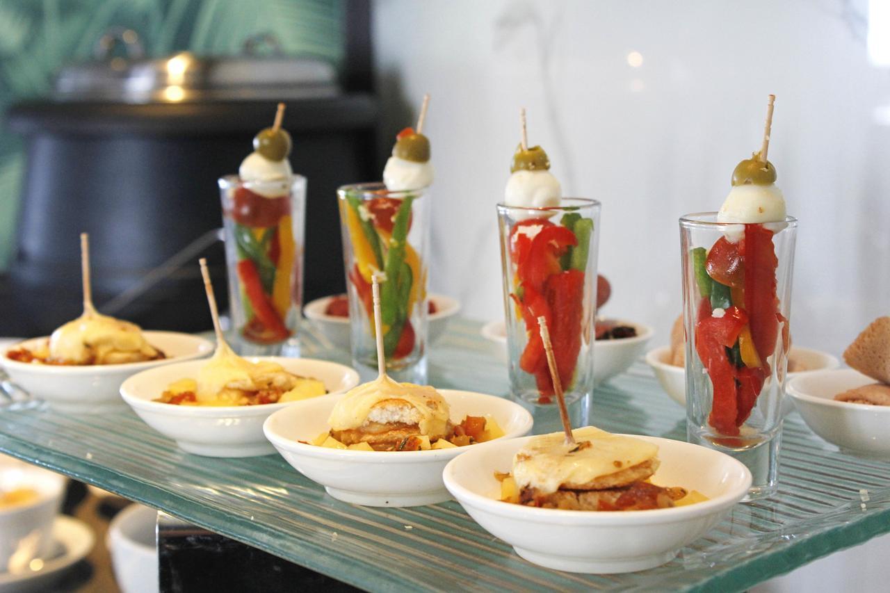 Goodrich Suites, Jakarta Buitenkant foto