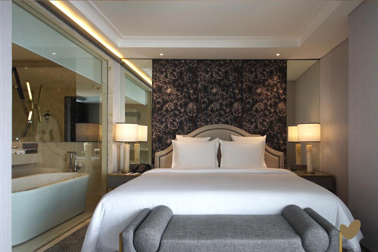 Goodrich Suites, Jakarta Buitenkant foto