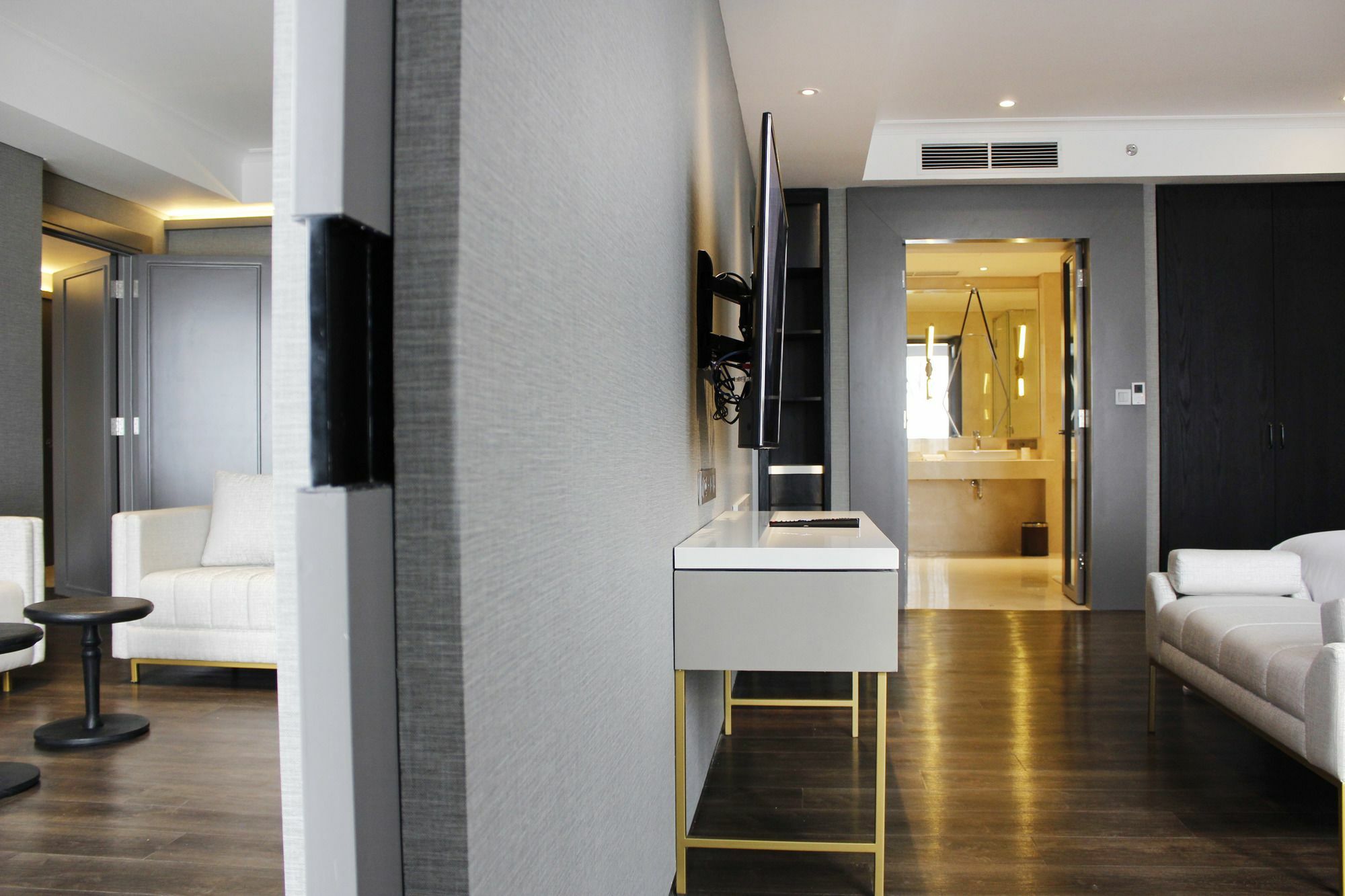 Goodrich Suites, Jakarta Buitenkant foto